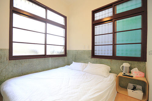 Shennong 147 Apartment Tainan Bagian luar foto